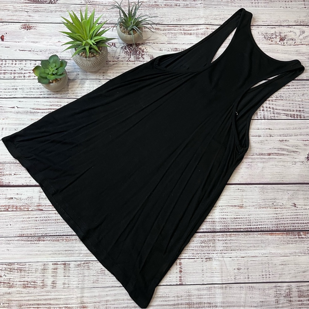 Bear Dance Black Crochet Elephant Tank - Picture 4 of 5
